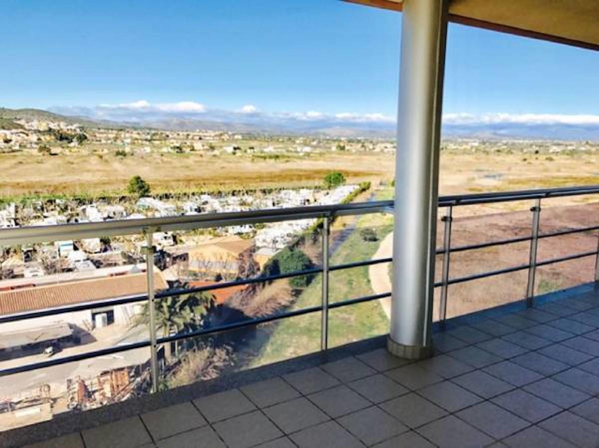 Apartamentos Deluxe Pompeya 2 เพนิสโคลา ภายนอก รูปภาพ